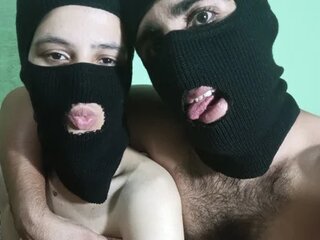 Amira vs amir