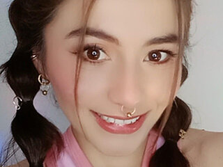 Salma_Tori