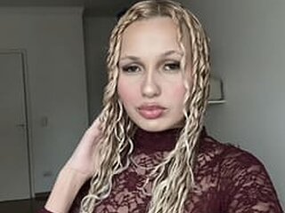 Julinha Loirinha