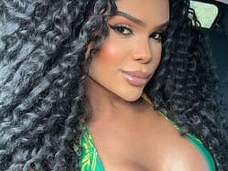 Diane Dos Santos